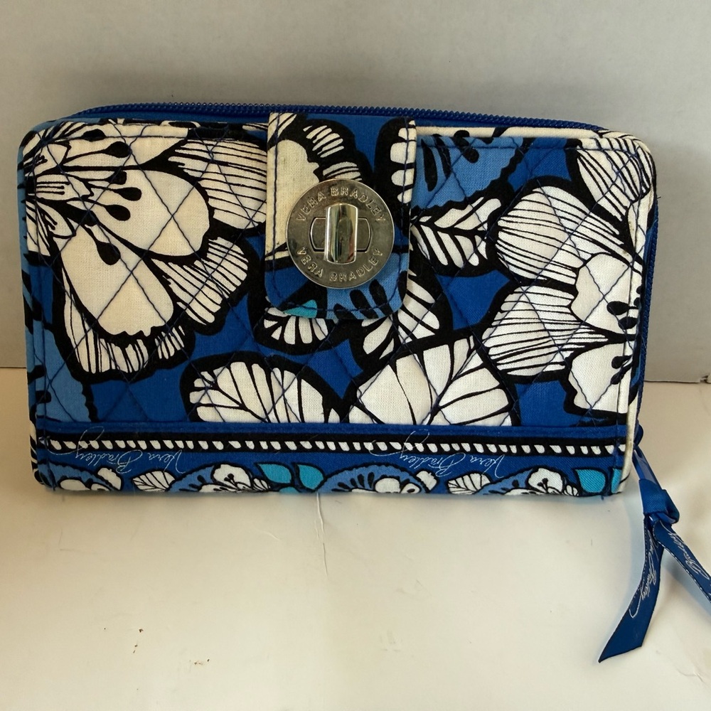 Vera Bradley Turn Key Wallet Blue Bayou